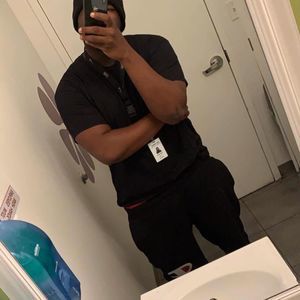 Meet your Posher, Dennis